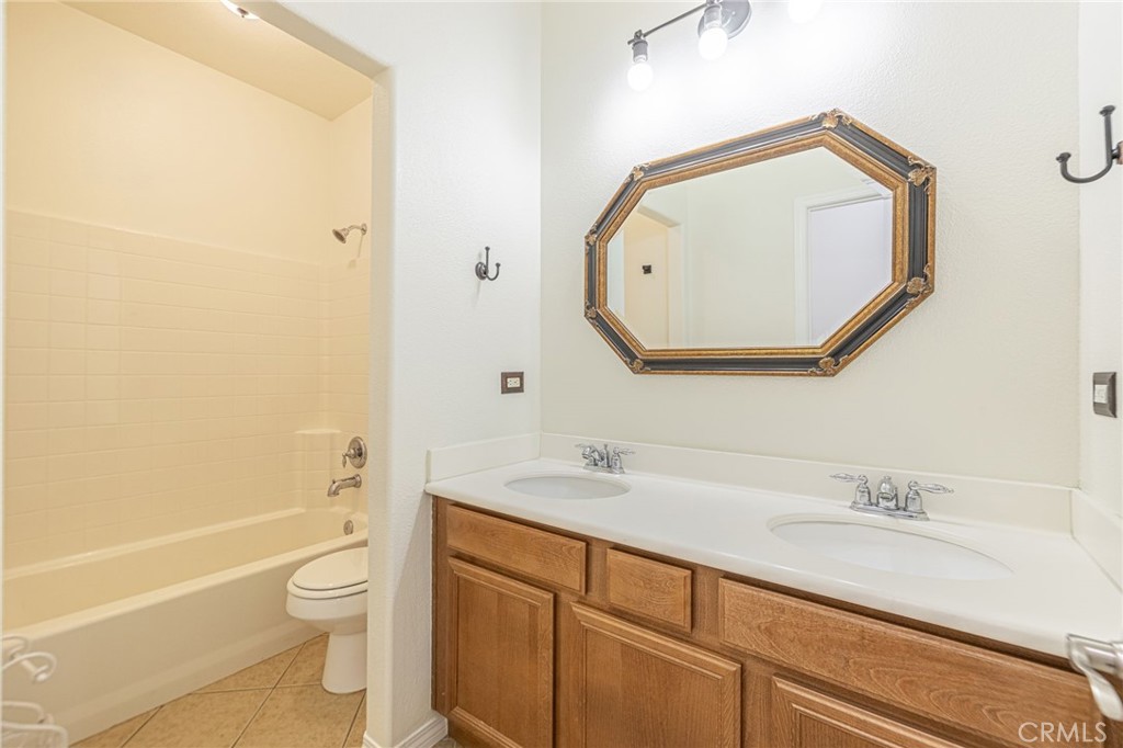 40670 Oakbridge Way Property Photo 19