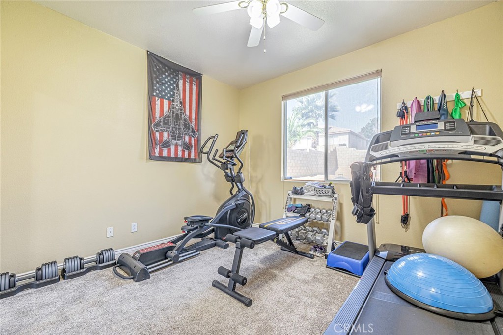 40125 Watford Way Property Photo 24