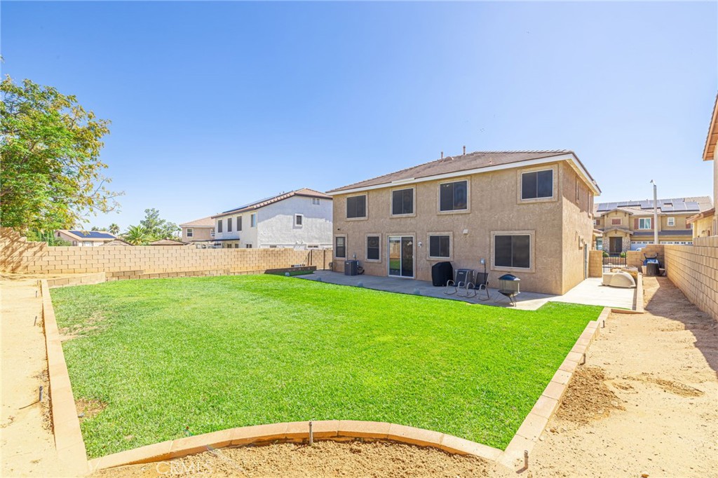 40125 Watford Way Property Photo 47