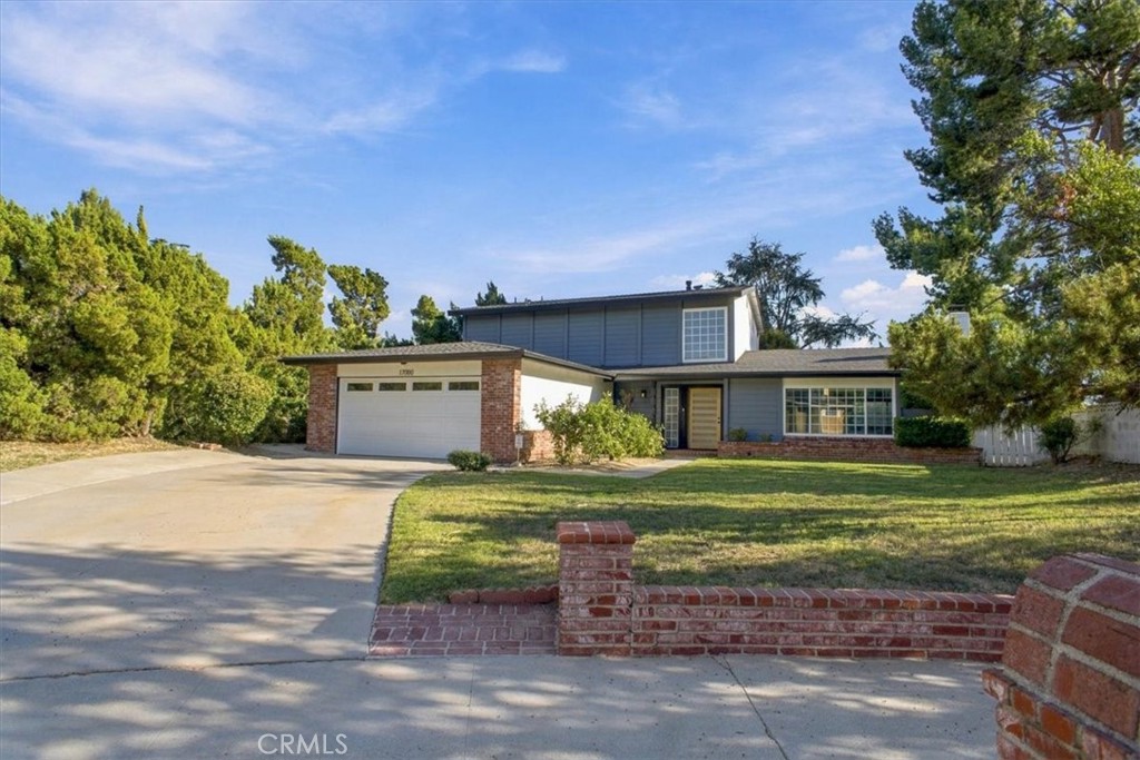 17000 Jeanine Place Property Photo 1