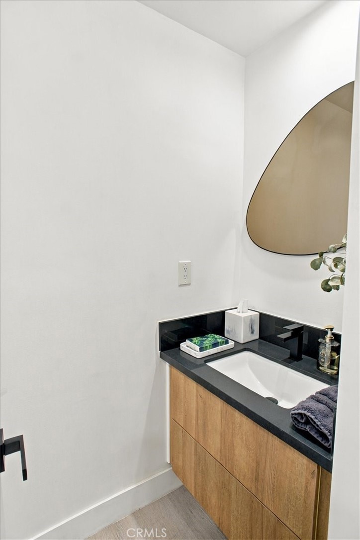 17000 Jeanine Place Property Photo 17