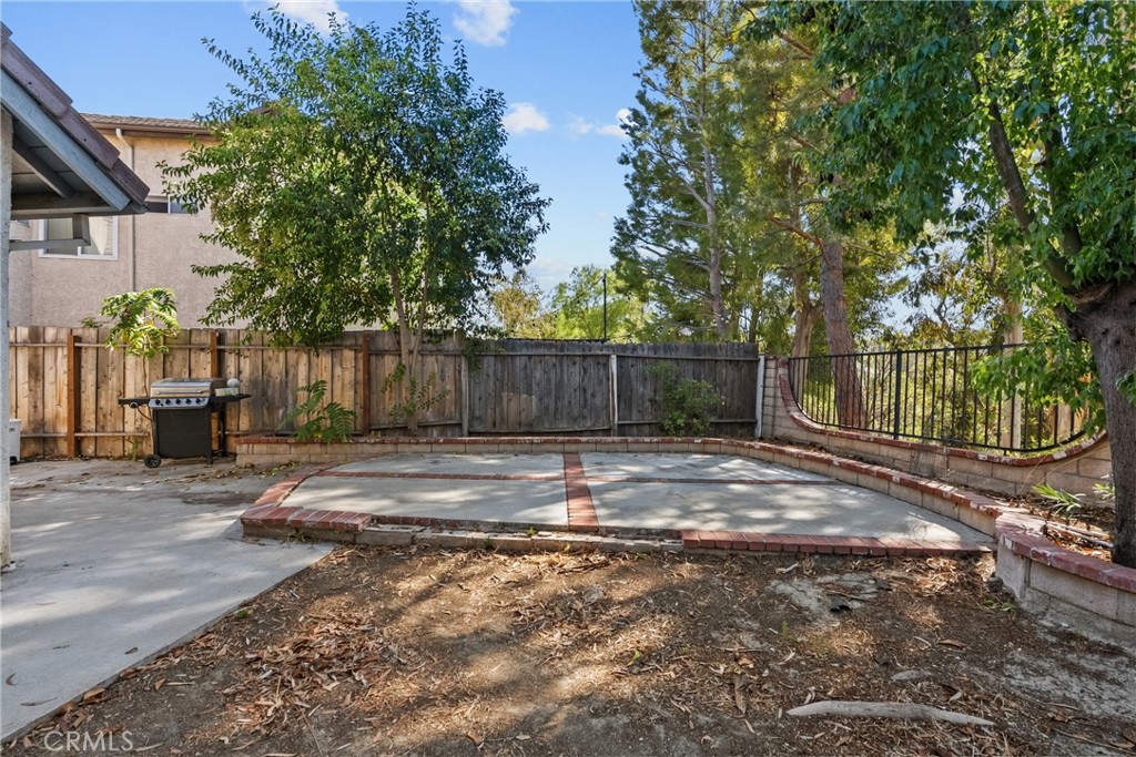 26825 Pamela Drive Property Photo 28