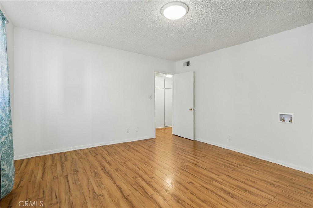 4358 Mammoth Avenue 14 Property Photo 12