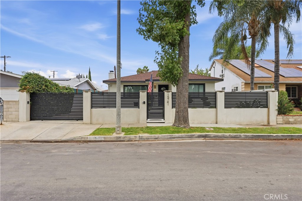 15741 Haynes Street Property Photo 1