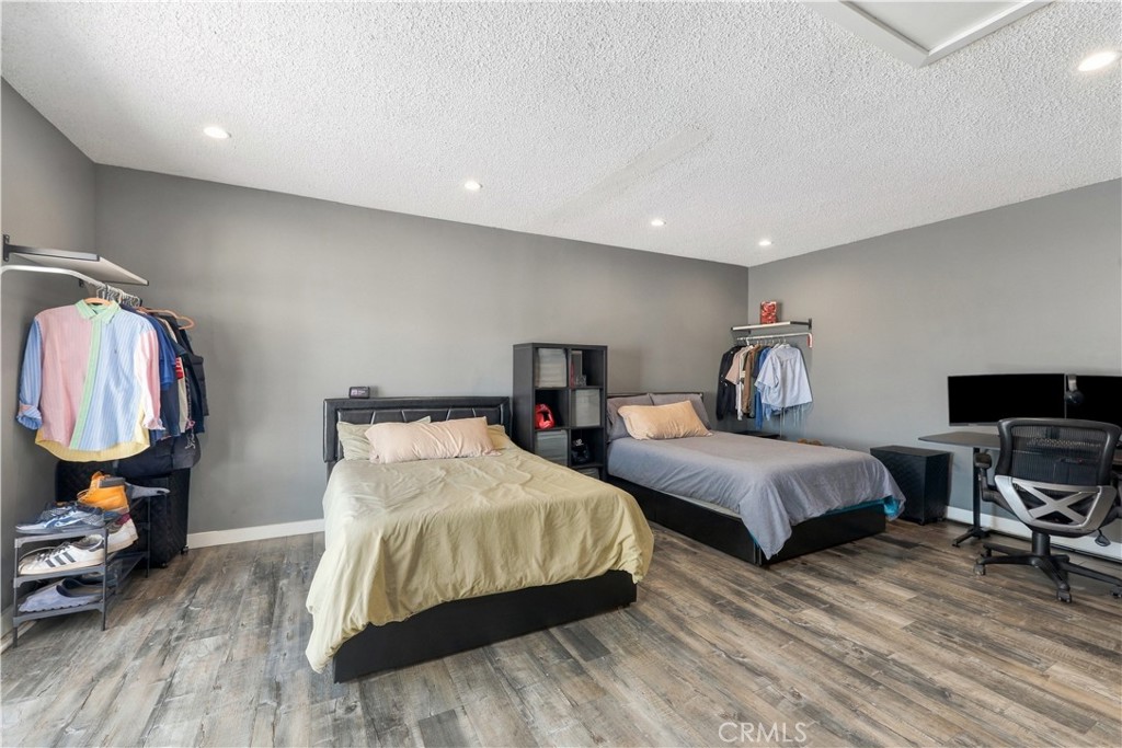 15741 Haynes Street Property Photo 27