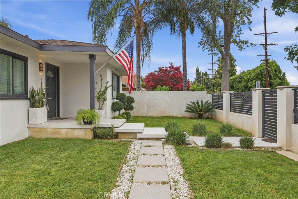 15741 Haynes Street Property Photo 36