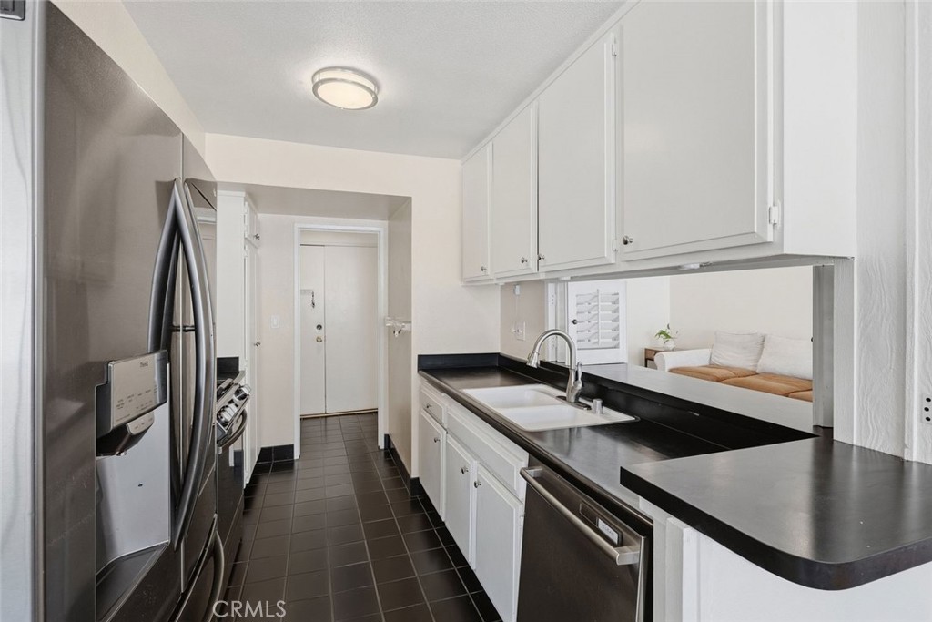 4520 Natick Avenue Property Photo 3