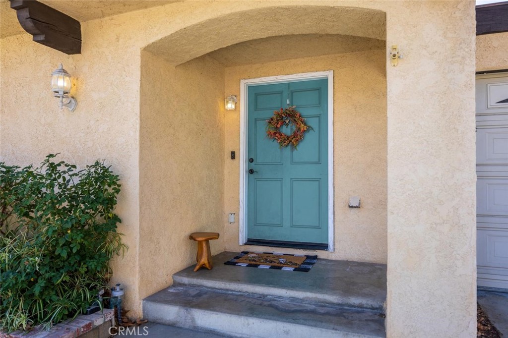23534 Via Castanet Property Photo 3