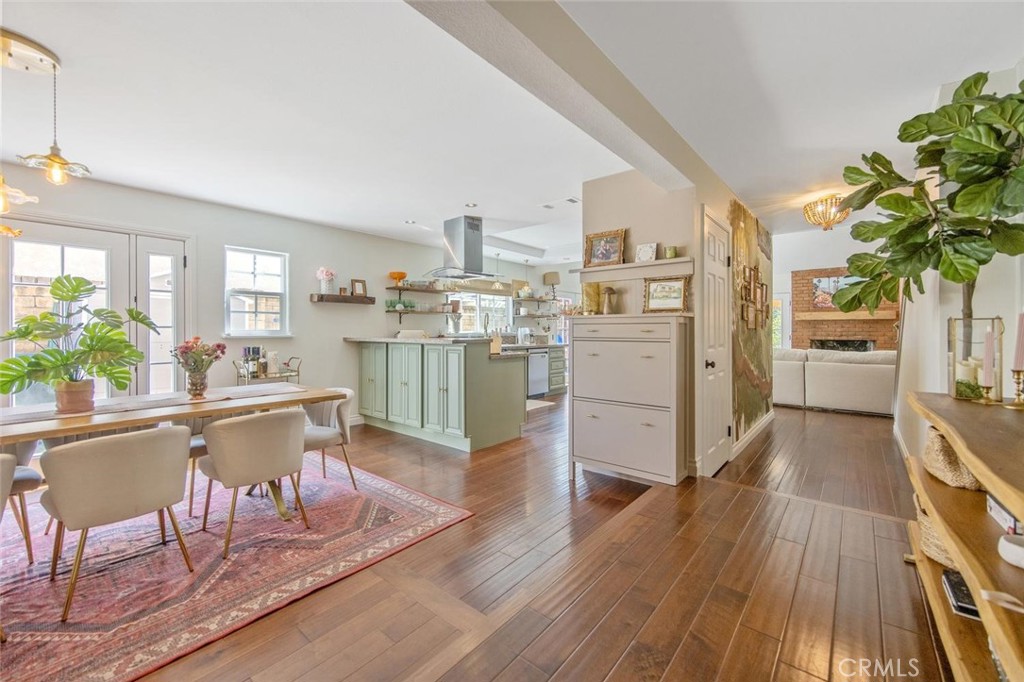 23534 Via Castanet Property Photo 23