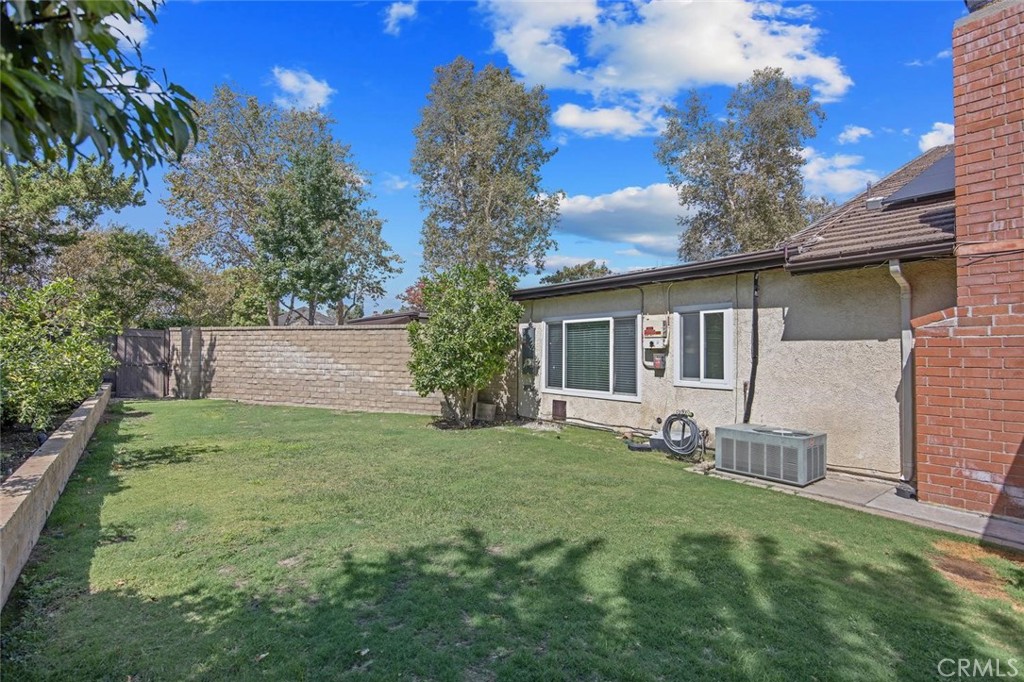 23534 Via Castanet Property Photo 41