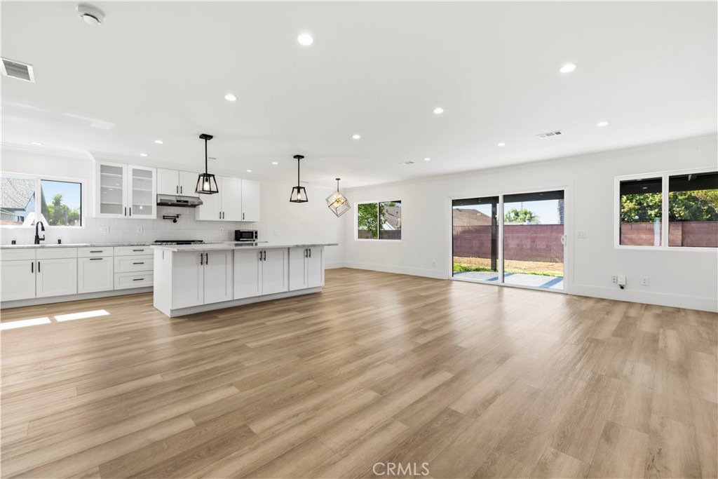 14862 Envoy Street Property Photo 20