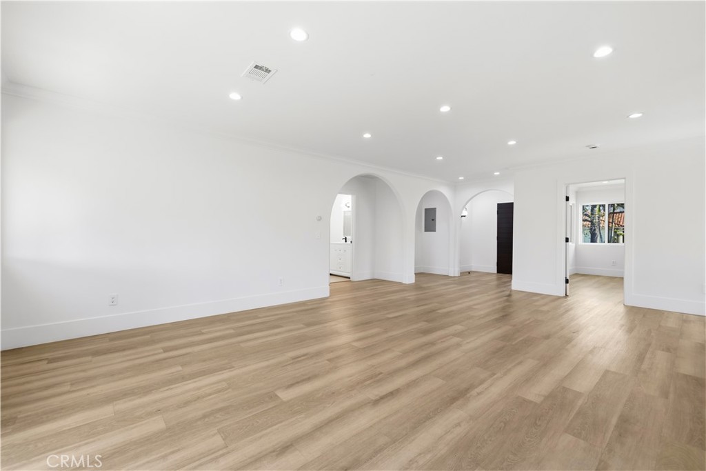 14862 Envoy Street Property Photo 23