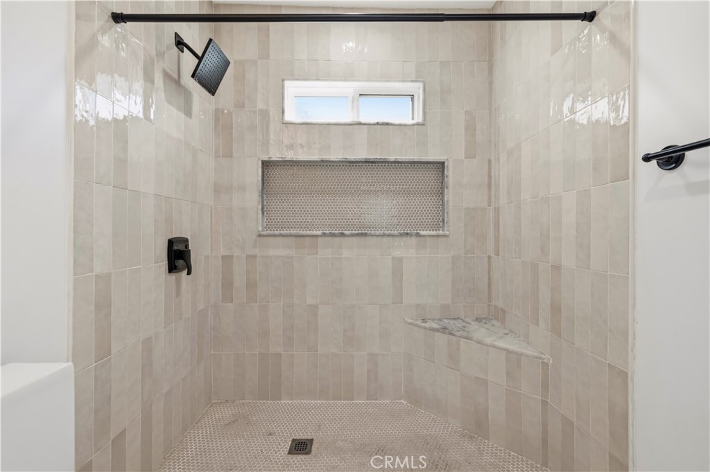 14862 Envoy Street Property Photo 25