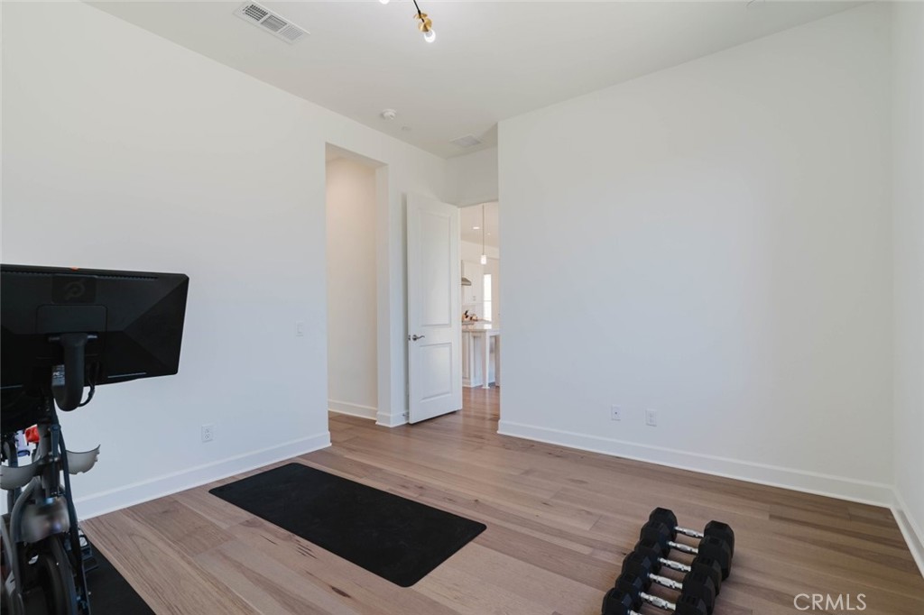 11716 Canoga Avenue Property Photo 28