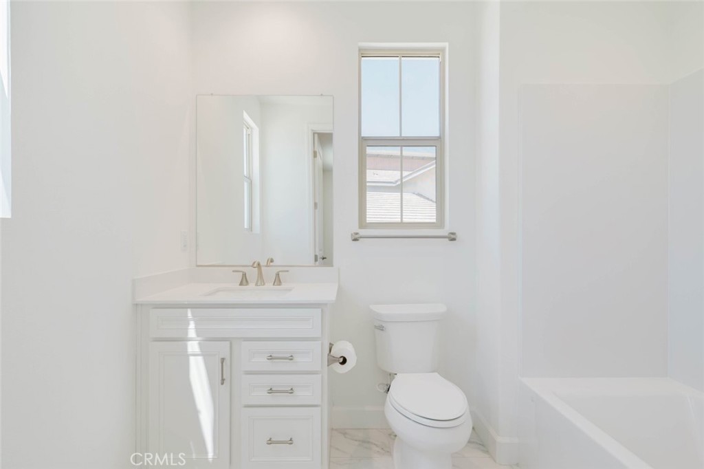 11716 Canoga Avenue Property Photo 37