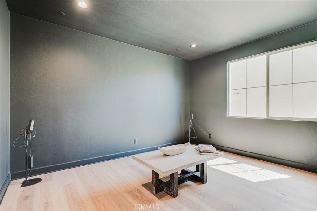 11716 Canoga Avenue Property Photo 39