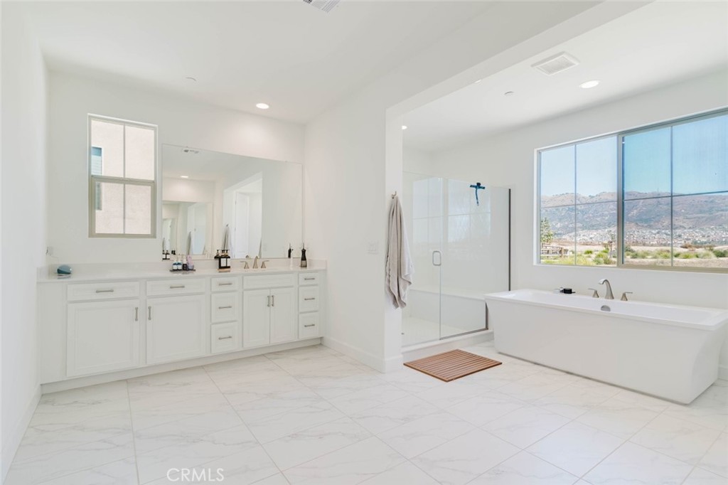 11716 Canoga Avenue Property Photo 47