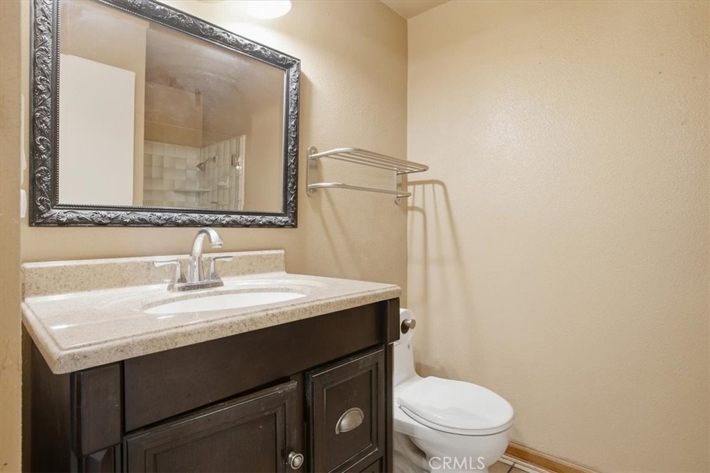 23134 La Granja Property Photo 25