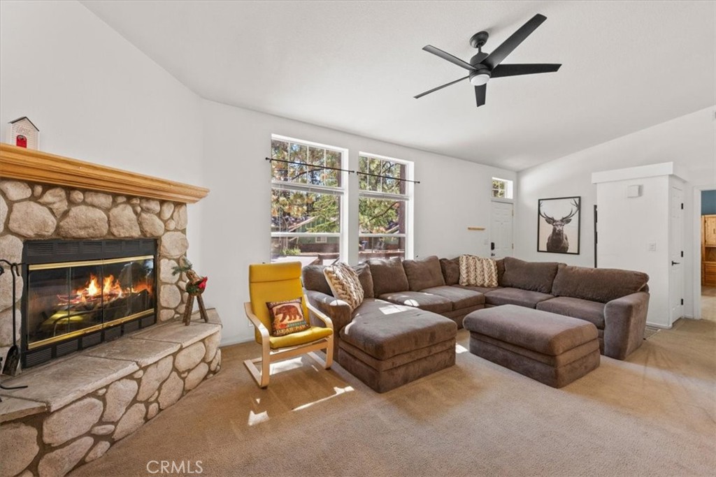 41704 Park Ave Property Photo 5