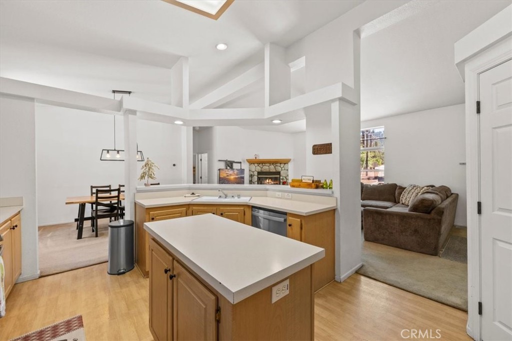 41704 Park Ave Property Photo 10