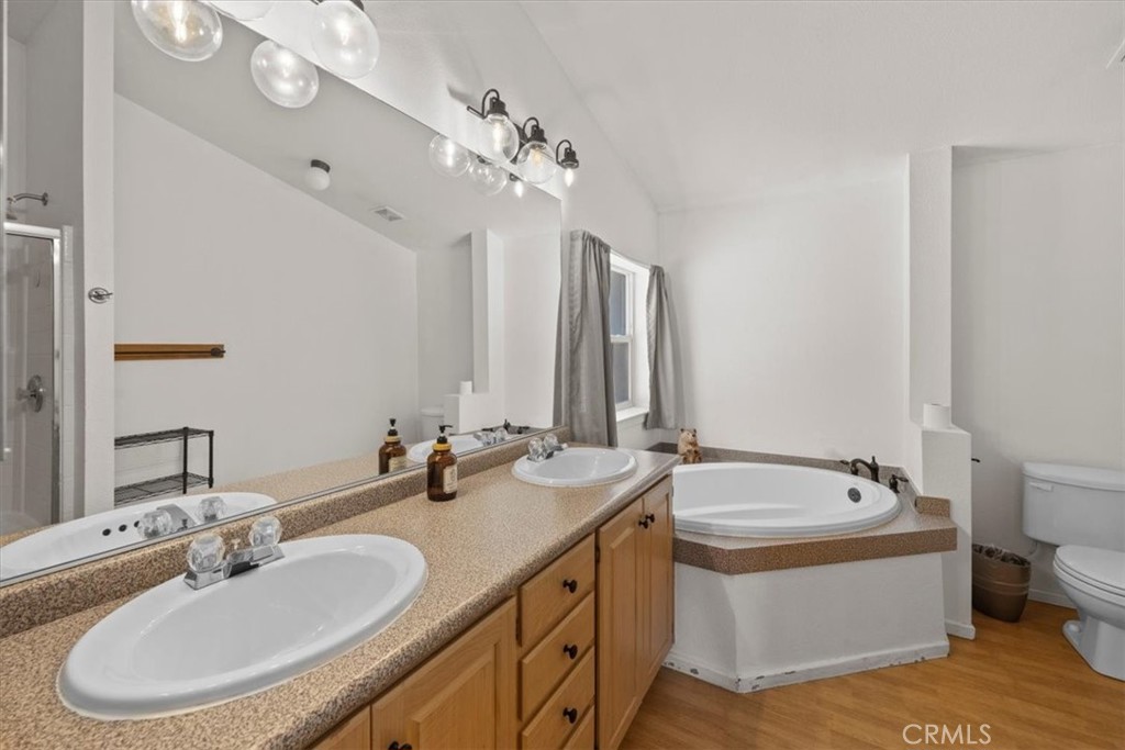 41704 Park Ave Property Photo 17