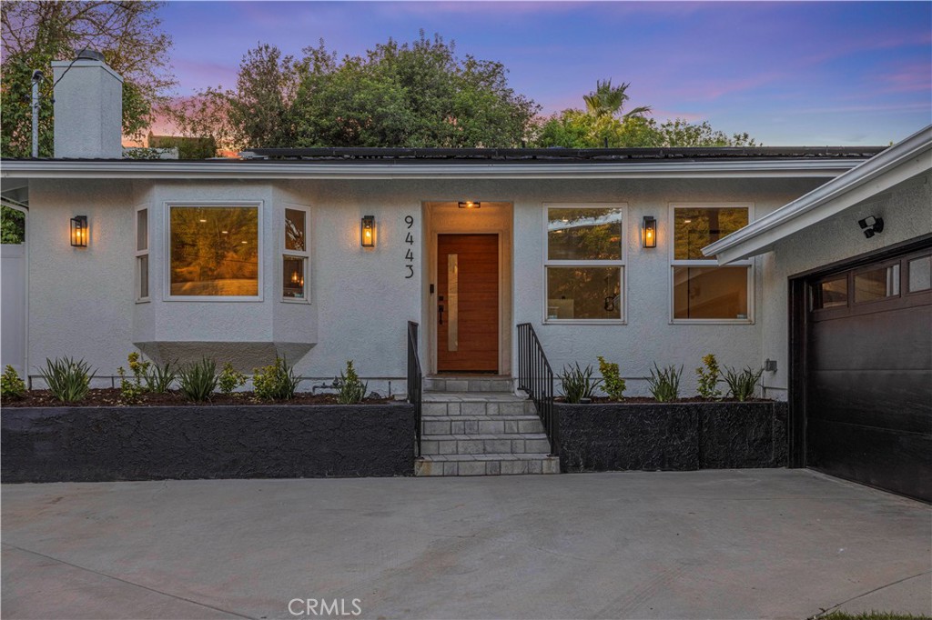 9443 Mclennan Avenue Property Photo 2
