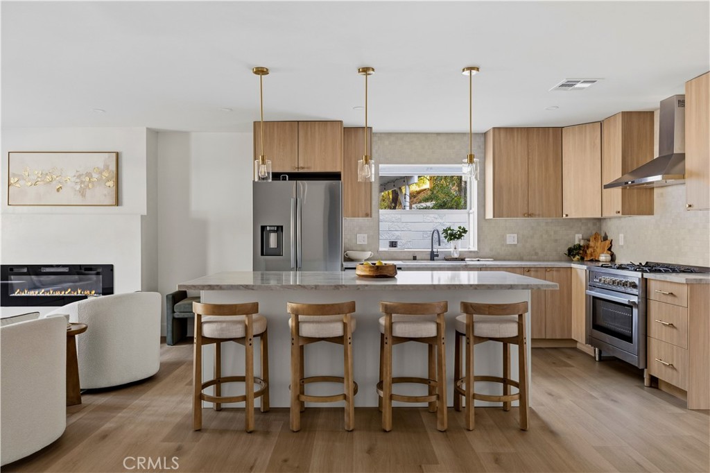 9443 Mclennan Avenue Property Photo 10