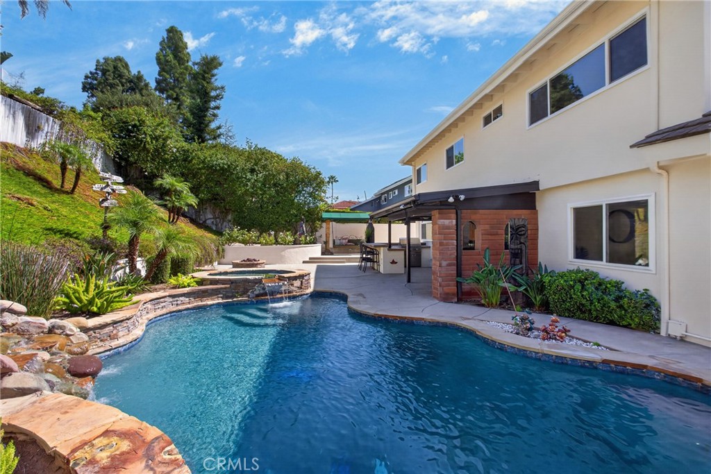 18593 Asuncion Street Property Photo 38