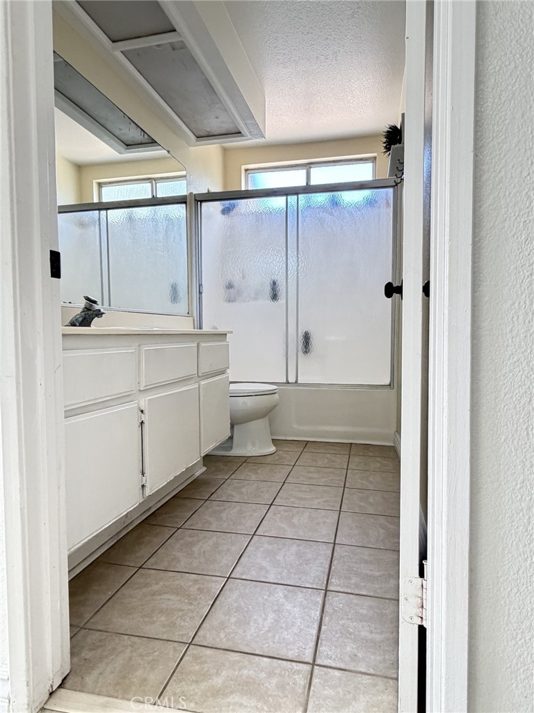 601 Esther Property Photo 17