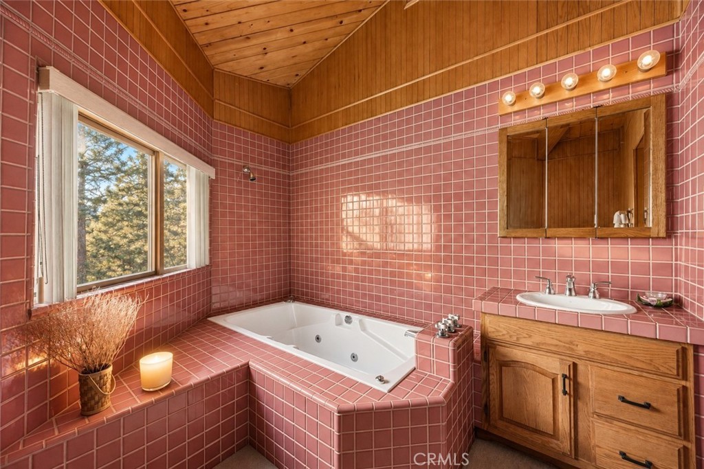 2104 Ironwood Drive Property Photo 14