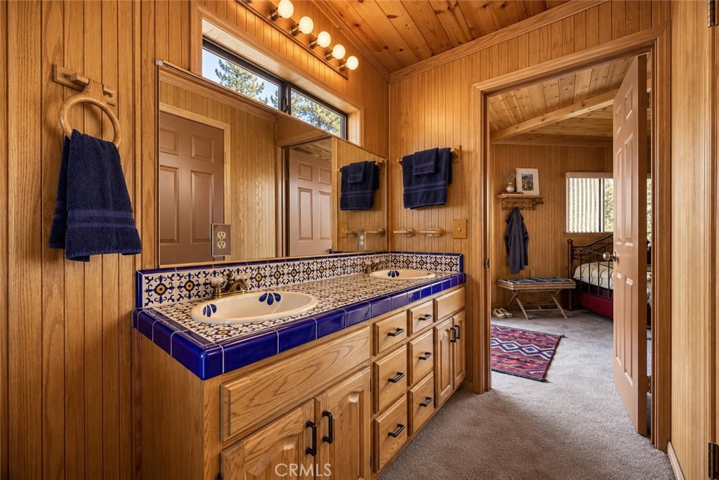 2104 Ironwood Drive Property Photo 17