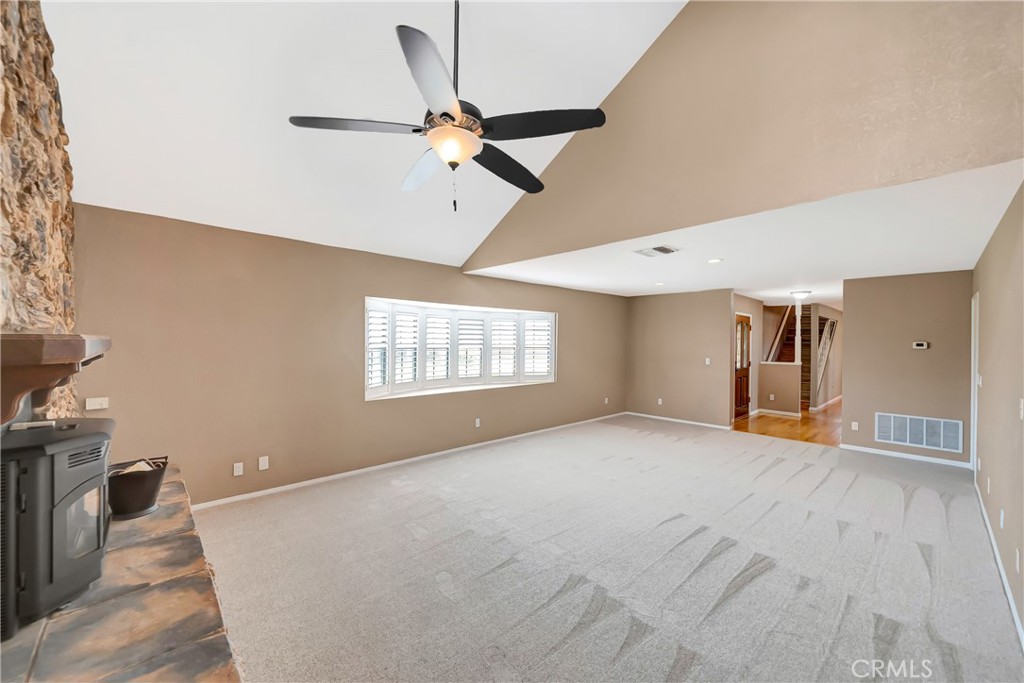 7523 W Avenue A Property Photo 13