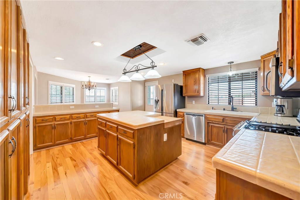 7523 W Avenue A Property Photo 24