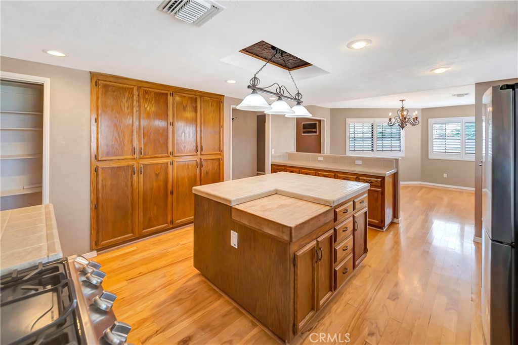 7523 W Avenue A Property Photo 25