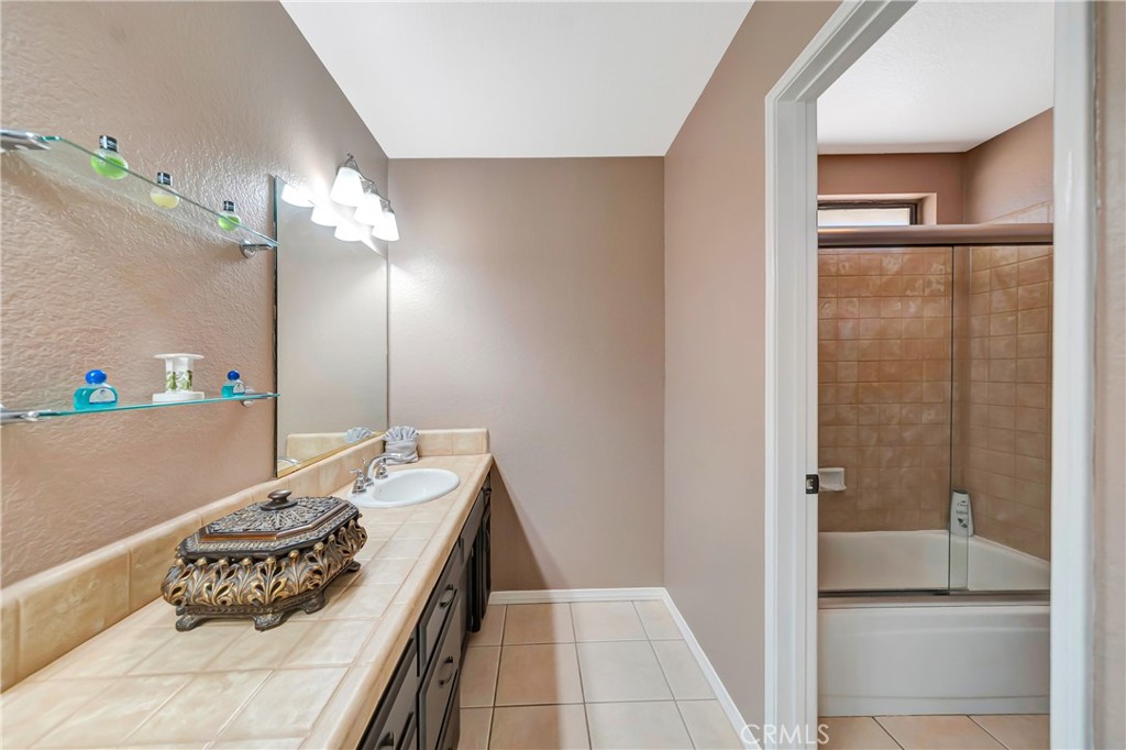 7523 W Avenue A Property Photo 42
