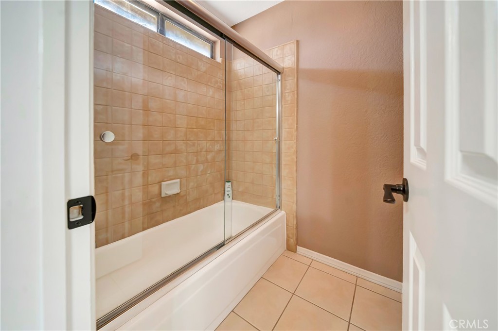 7523 W Avenue A Property Photo 43