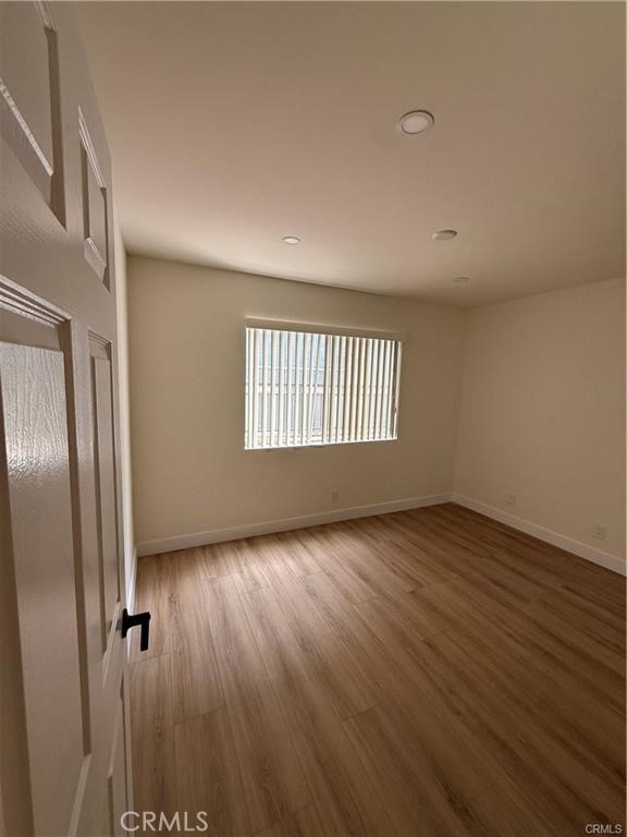 1207 N Columbus Avenue 202 Property Photo 10