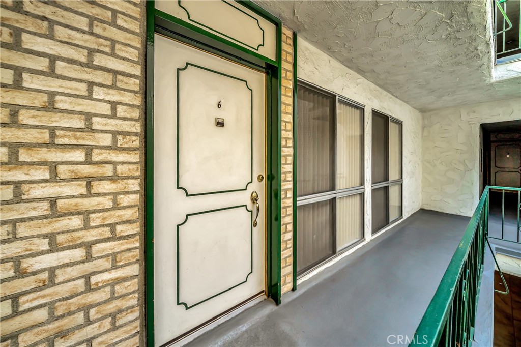 5315 Zelzah Property Photo 2