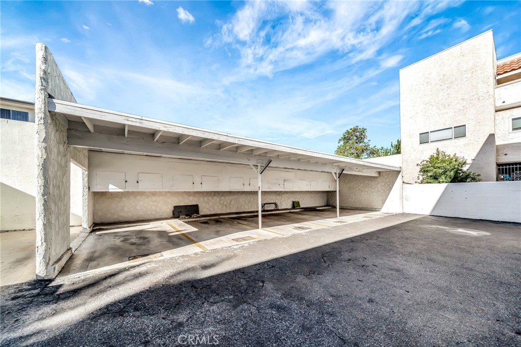5315 Zelzah Property Photo 29