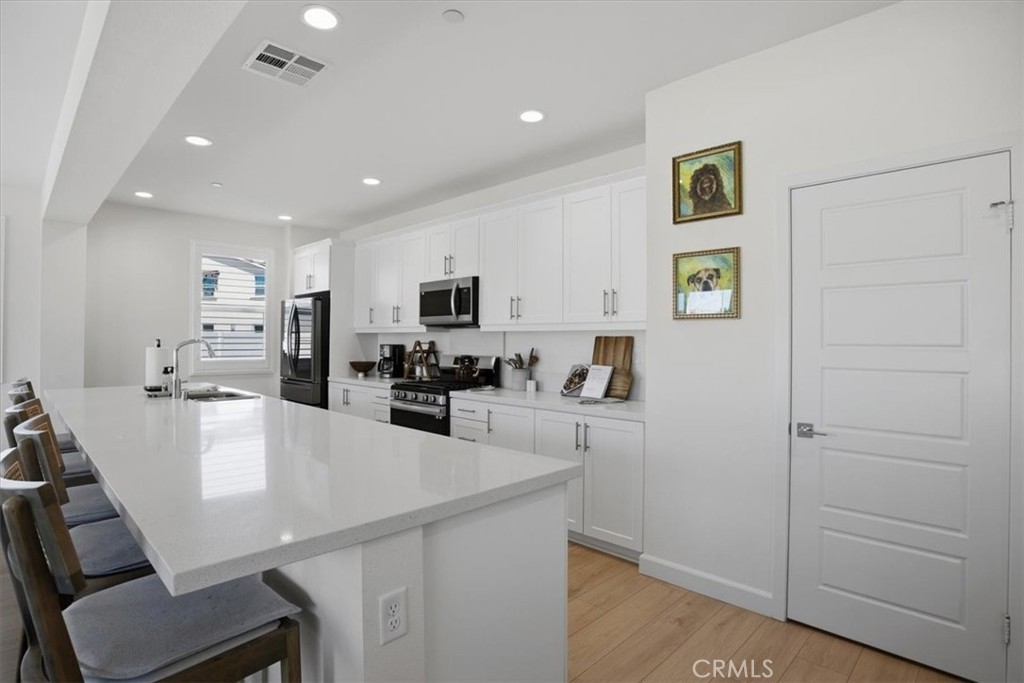 38017 Periwinkle Place Property Photo 3