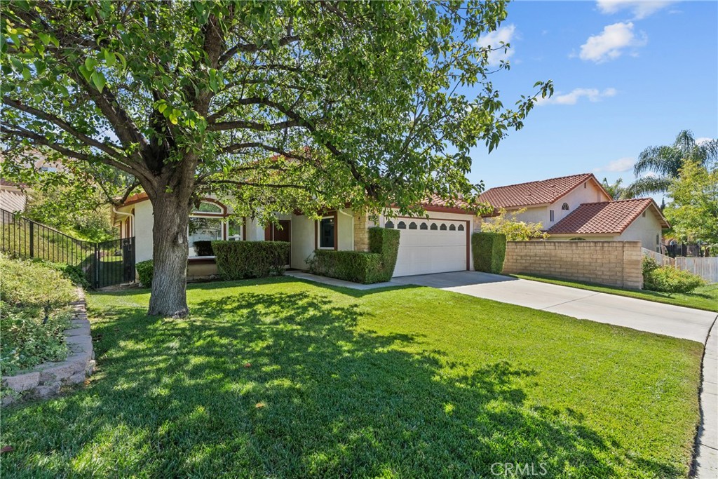28712 Park Woodland Property Photo 3