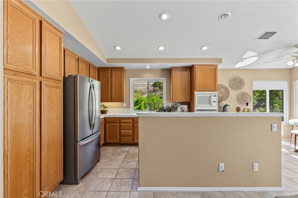 28712 Park Woodland Property Photo 12