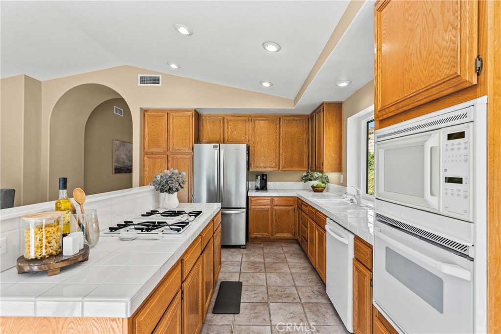 28712 Park Woodland Property Photo 14