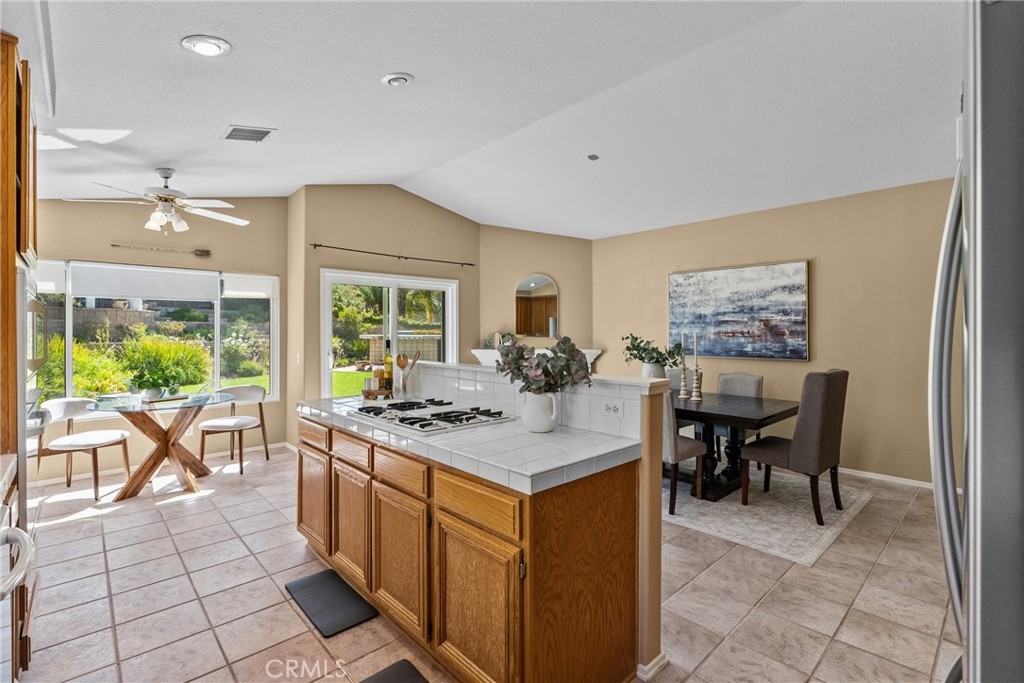 28712 Park Woodland Property Photo 16