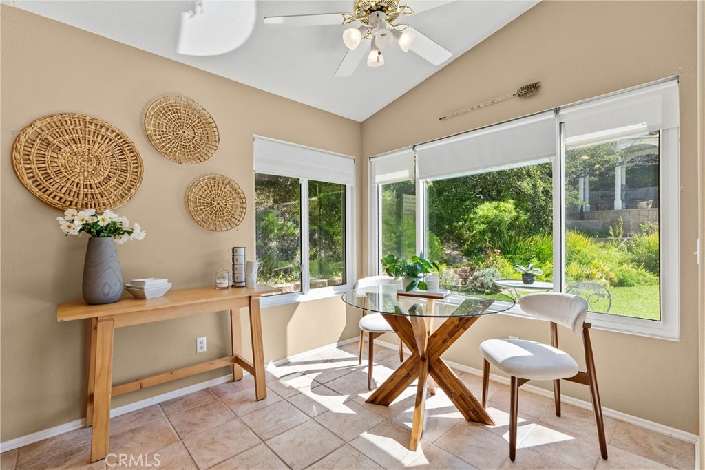 28712 Park Woodland Property Photo 18