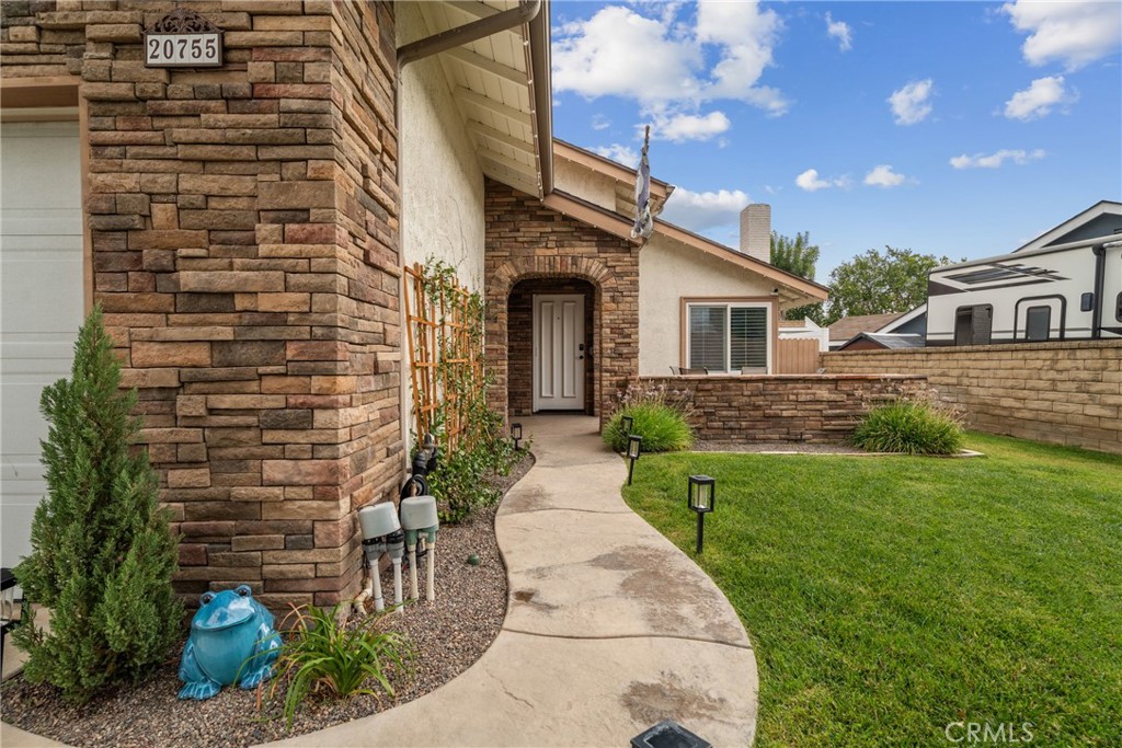 20755 Benz Property Photo 4