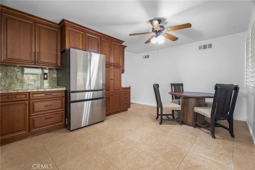 20755 Benz Property Photo 8