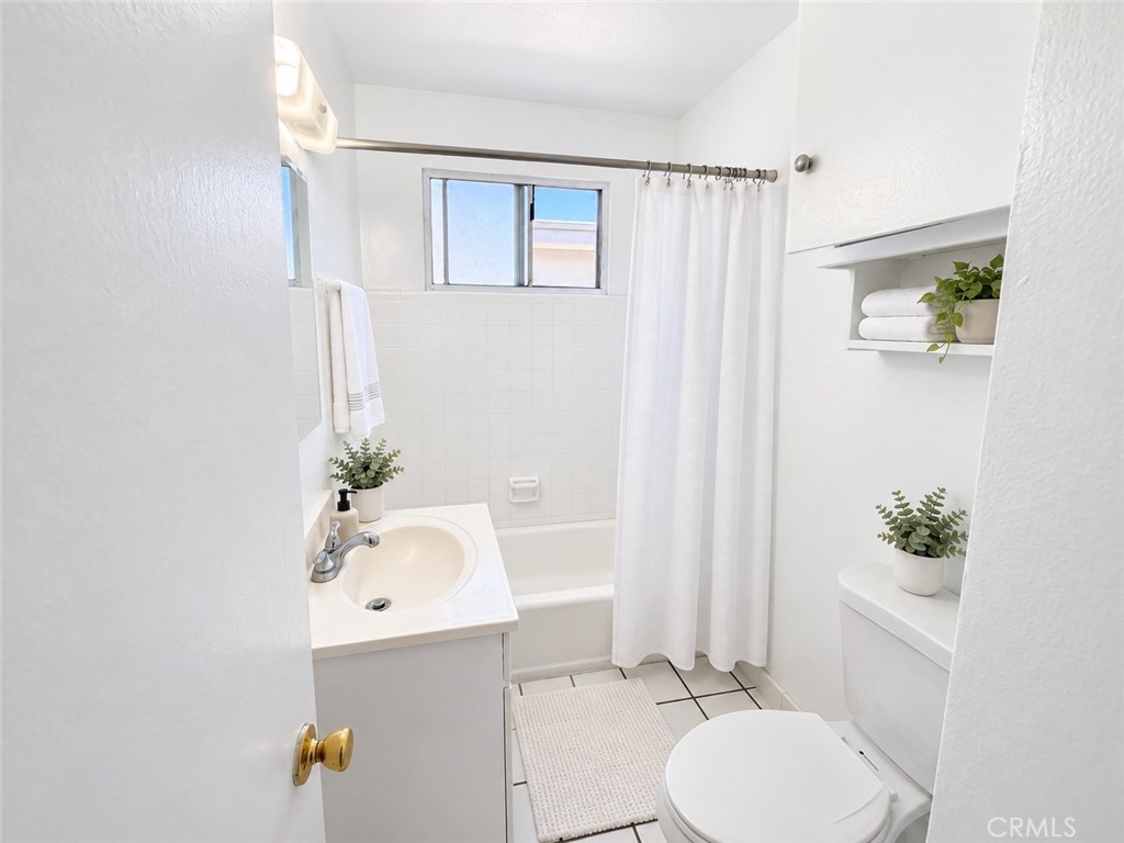 1808 10th Street D Property Photo 25