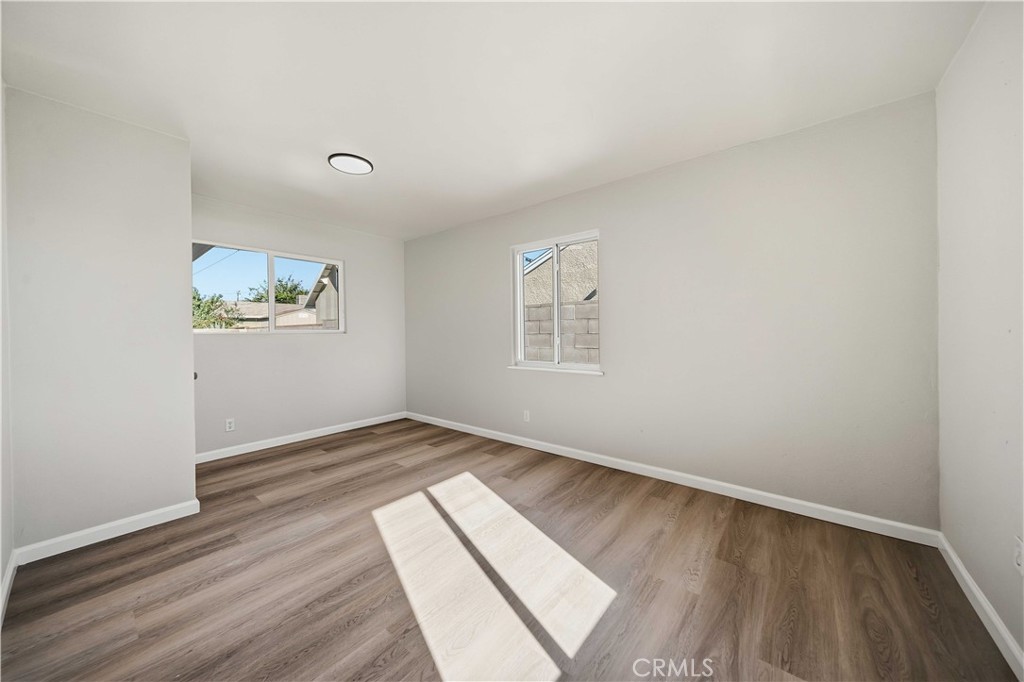 38615 22nd E Property Photo 14