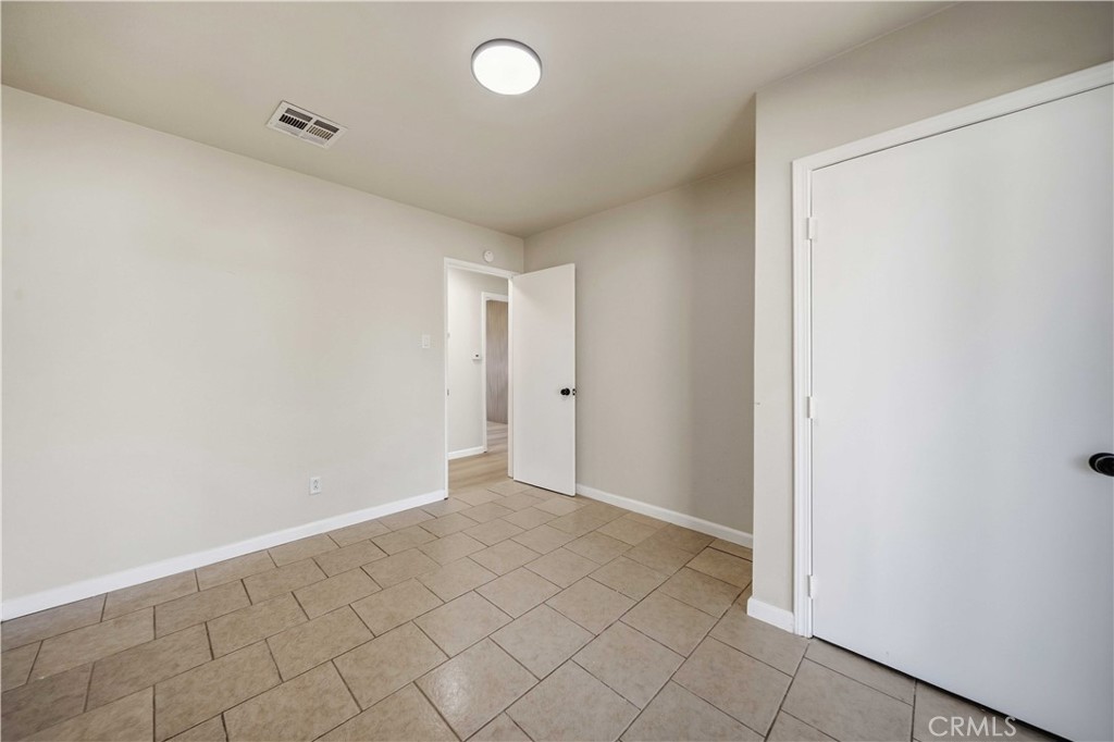 38615 22nd E Property Photo 16